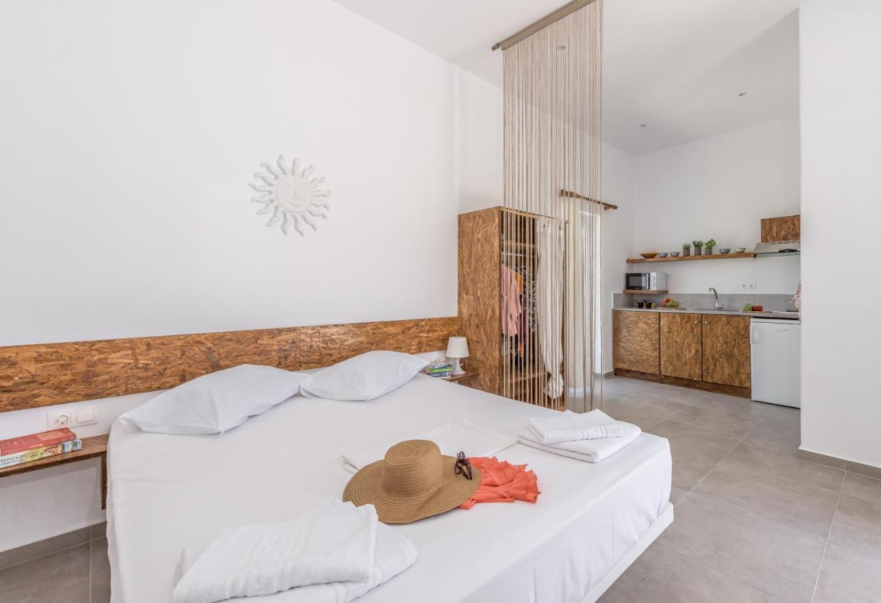 Plakes Sea View Apartment Plaka (Milos) Ngoại thất bức ảnh